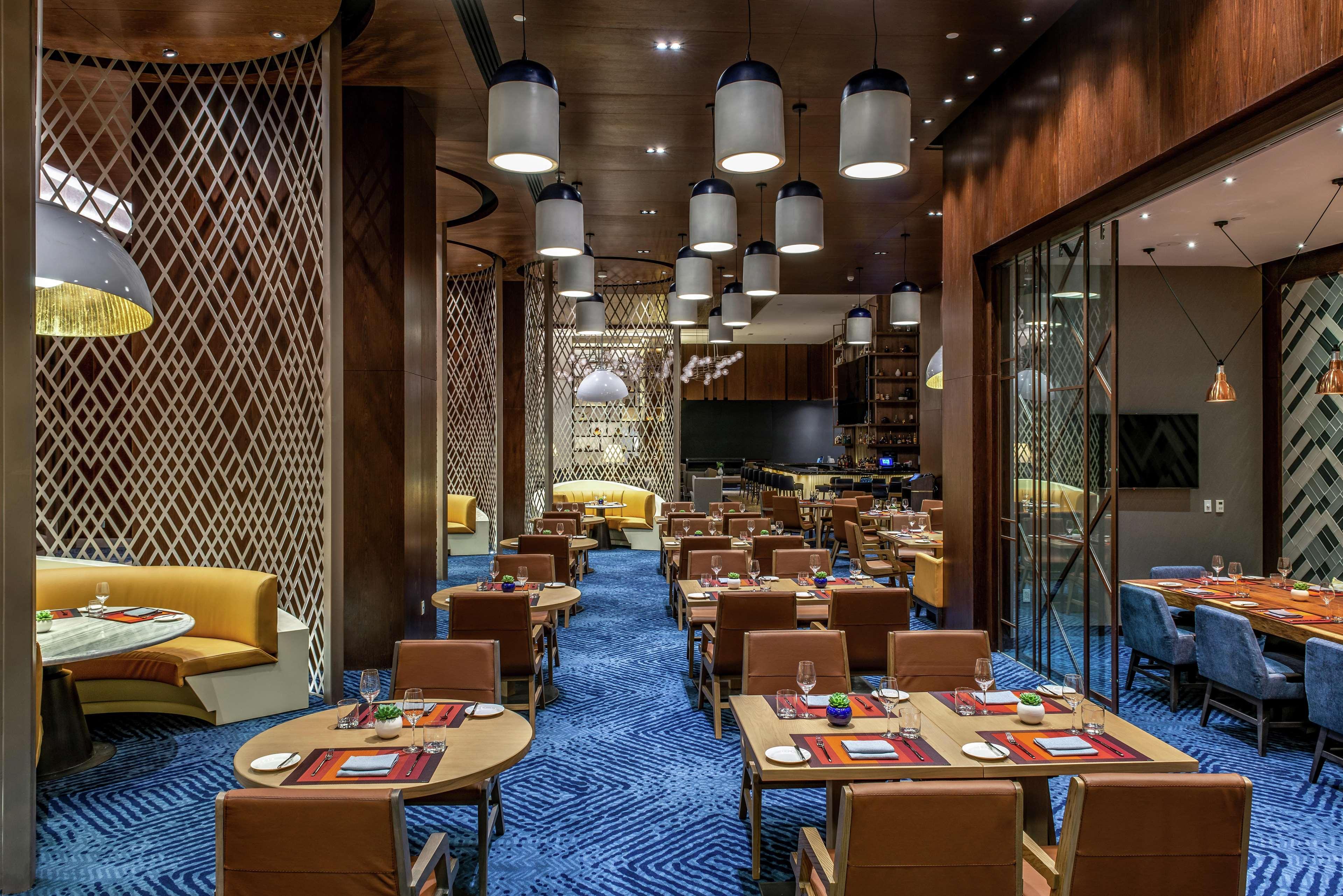 Hilton Guadalajara Midtown Hotel Екстериор снимка