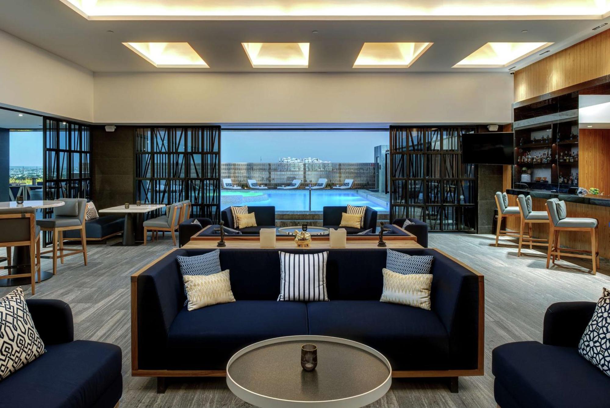 Hilton Guadalajara Midtown Hotel Екстериор снимка