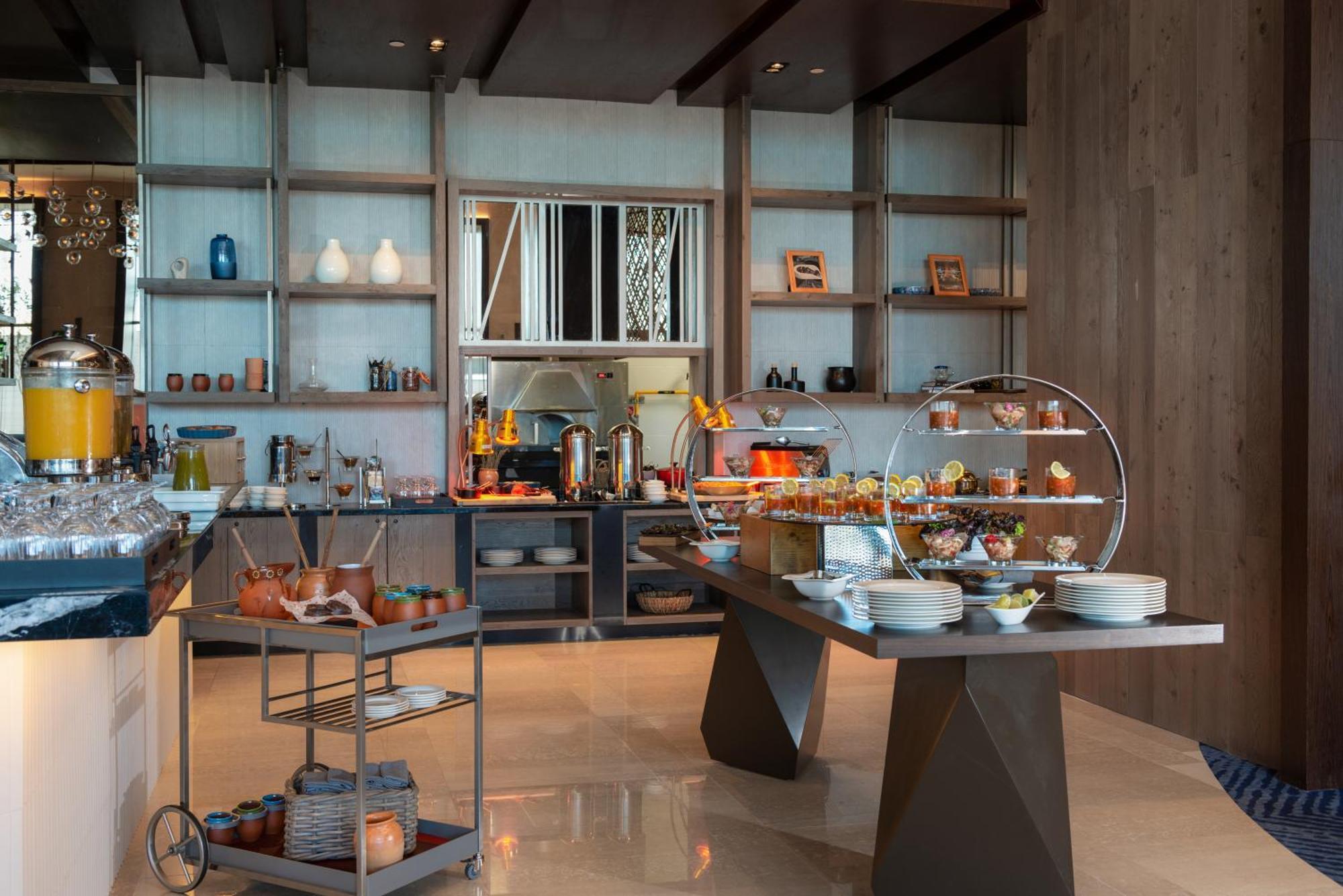 Hilton Guadalajara Midtown Hotel Екстериор снимка